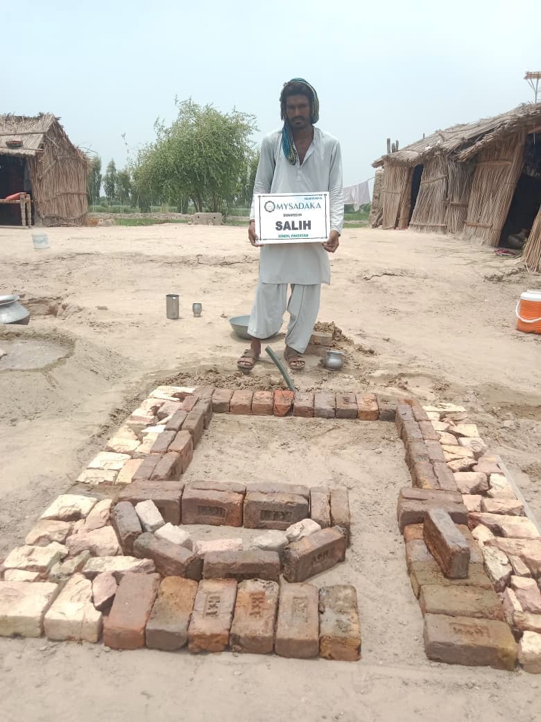 Équipe Mysadaka construisant un puits au Pakistan